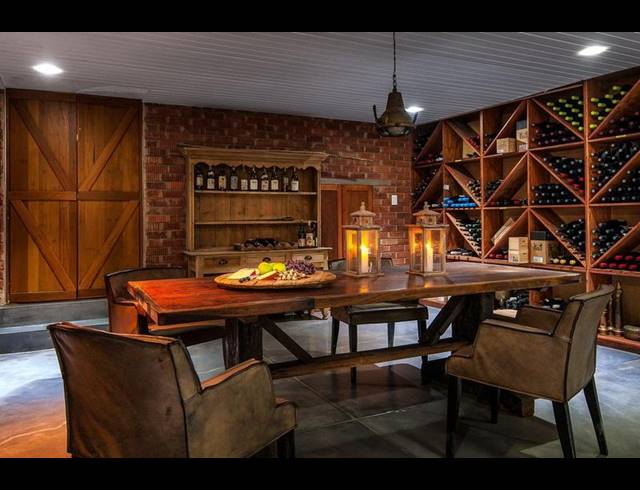 5 BEDROOM HOUSE FOR SALE IN ZINI RIVER ESTATE